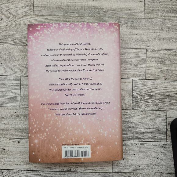 In‎ This Moment BY Karen Kingsbury - Baxter Family - Hardcover with Dust Jacket - Picture 7 of 13